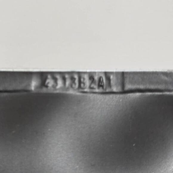 VS Victoria's Secret Cashmere Orchid Fragrance Body Lotion and Mist Set NEW - Picture 6 of 7